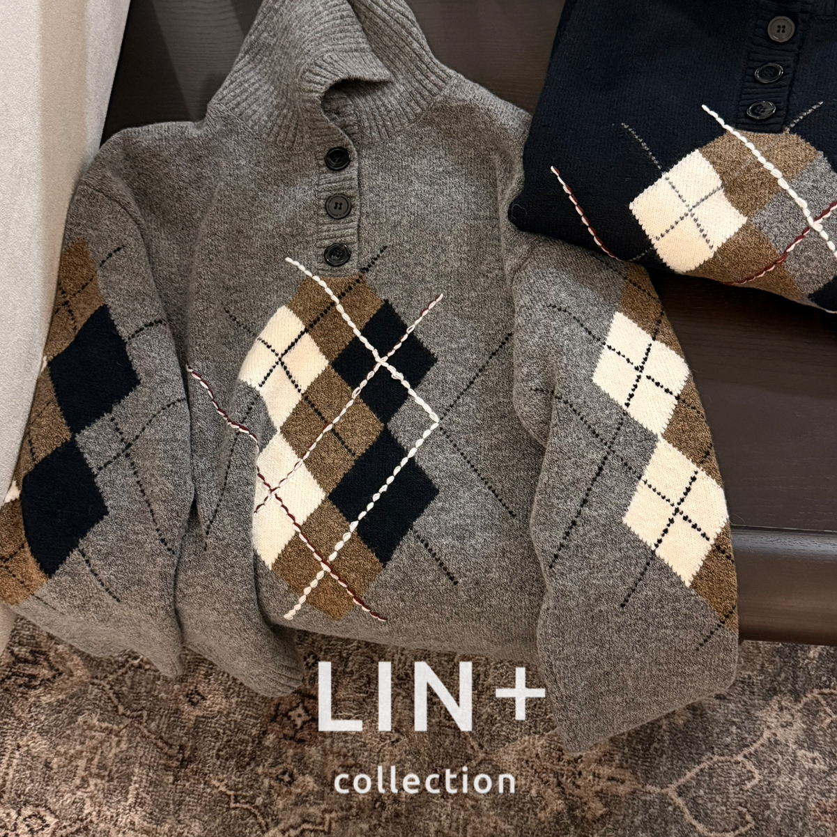 小菱格冬上新～菱格翻领复古英伦软糯提花显瘦毛衣(含15羊毛)