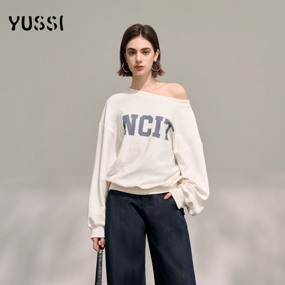 YUSSI白色字母印花斜领卫衣女