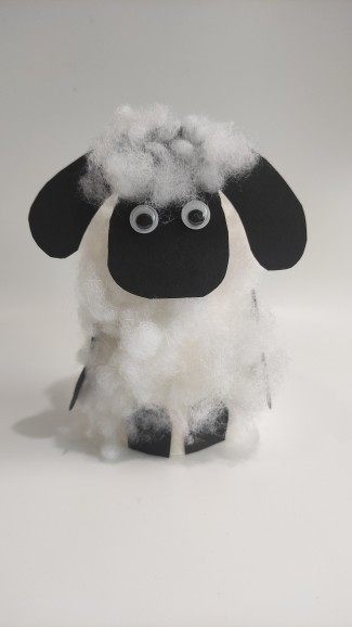 小羊家养动物牲畜类环保纸筒手工材料包成品