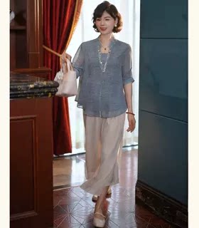 妈妈装时尚衬衣小衫上衣两件套装