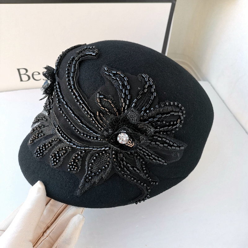 洋气亮片花朵鸭舌帽女士秋冬高顶显脸小八角帽羊毛呢短檐马术帽子