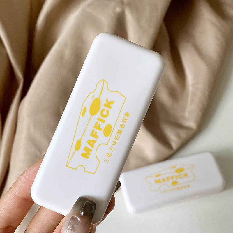 三色遮瑕奶润质地快速上手不挑皮