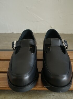 法国制KLEMAN FERRY 抛光小牛皮女款复古扣式 百搭黑色休闲皮鞋