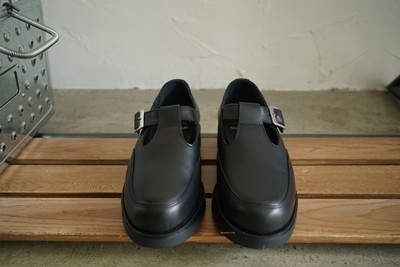 法国制KLEMAN FERRY 抛光小牛皮女款复古扣式 百搭黑色休闲皮鞋