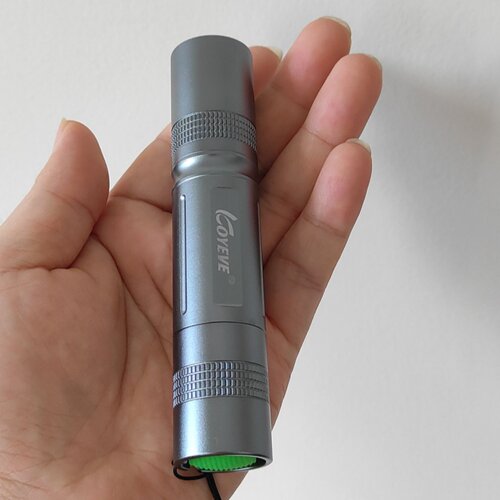 KOYEVE18650手电筒铜电路仓SST20LED户外骑行小巧便携超亮泛光