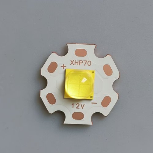 CREE XHP70白 光30W大功率LED灯珠6V12V高显色7070自然光暖黄光