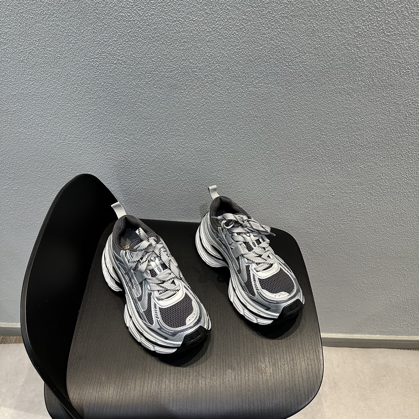 时尚复古做旧厚底松糕休闲老爹鞋