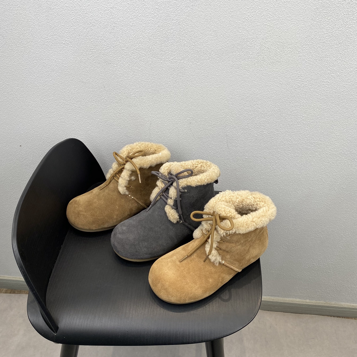 舒适百搭磨砂真皮系带休闲短靴