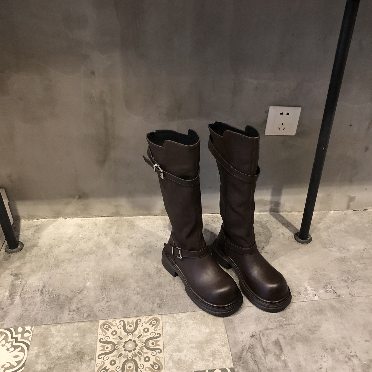 时尚英伦风皮带扣高筒长靴子加绒