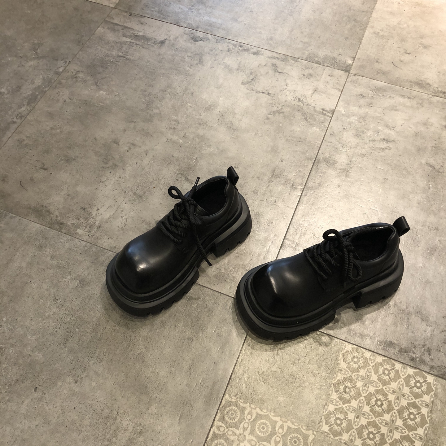 时尚英伦风复古时尚真皮厚底女鞋