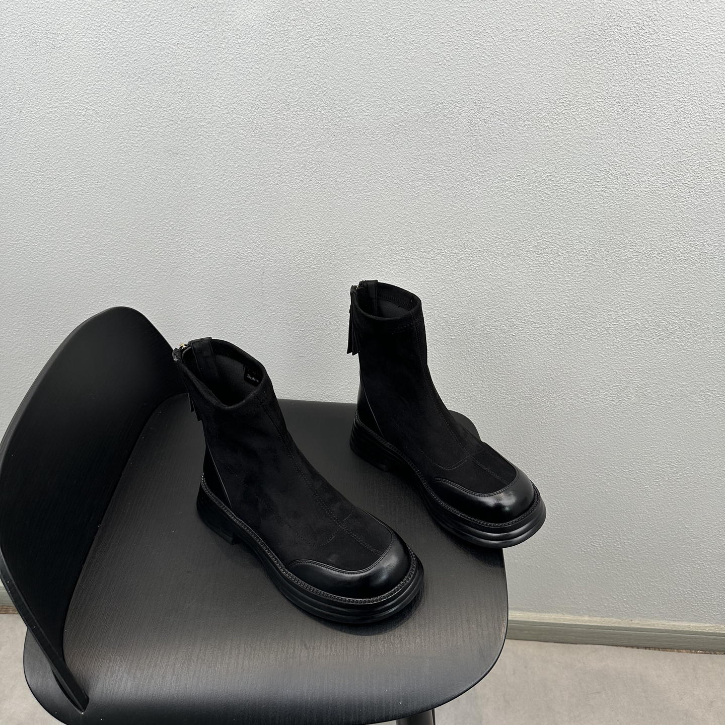 2025新款时尚百搭圆头厚底舒适女靴子绒面后拉链轻便时装靴短靴