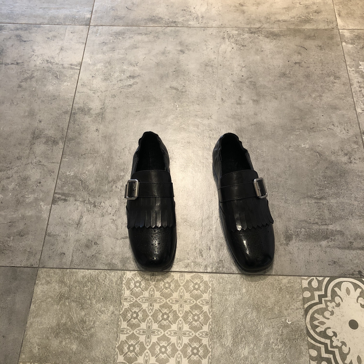 英伦风流苏真皮加绒流苏小皮鞋