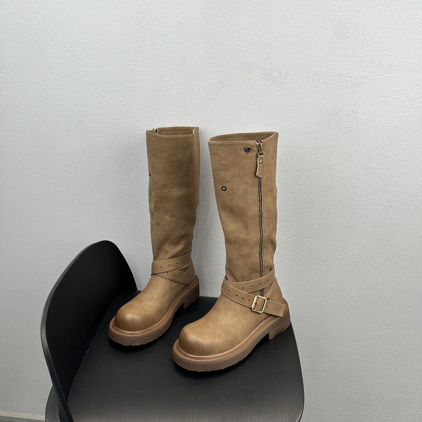 时尚帅气皮带扣厚底高筒靴骑士靴