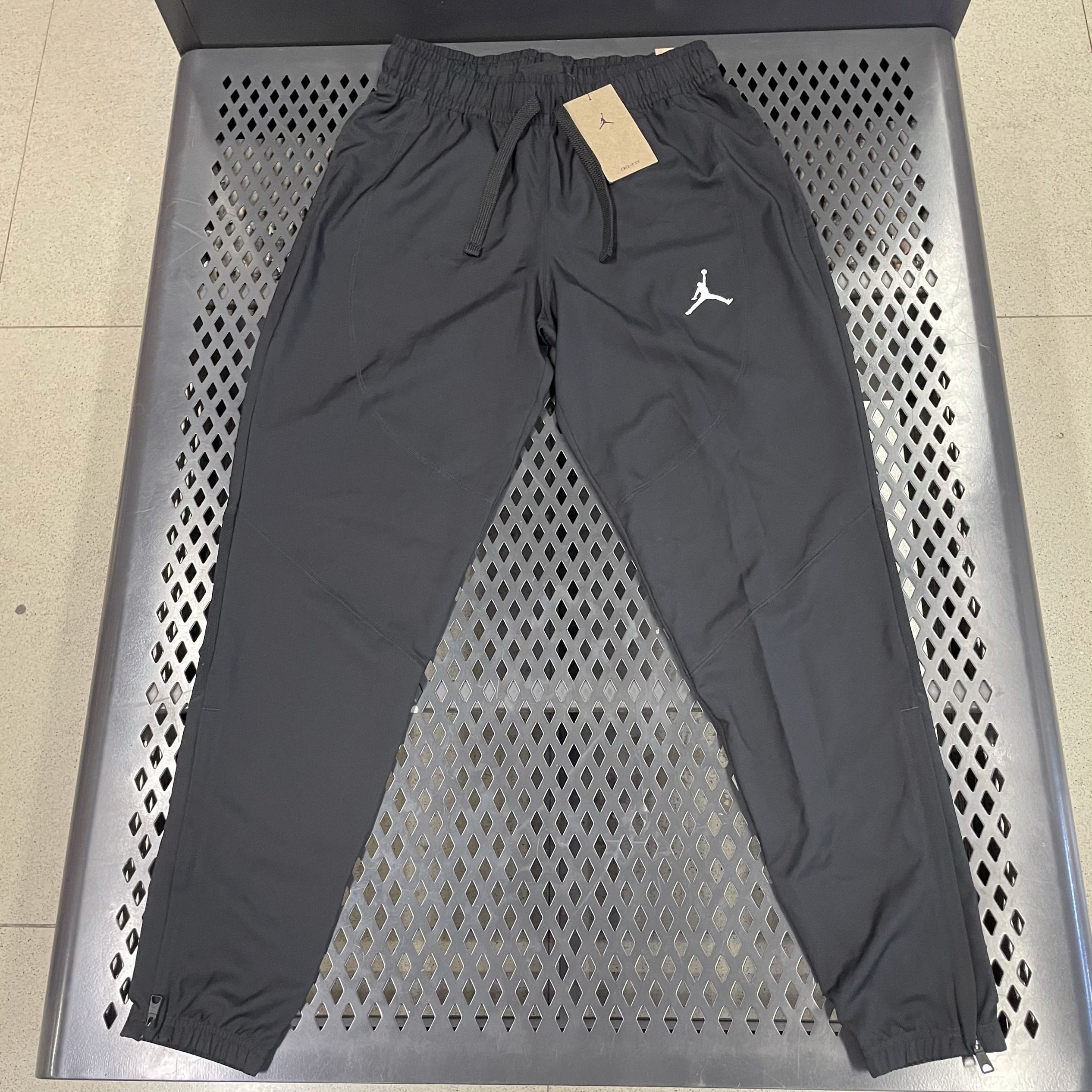 Jordan 男子薄款运动训练休闲速干透气梭织小脚长裤DH9074-011