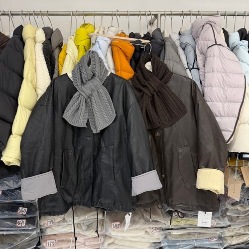 皮衣女圆领羽绒服2025新款冬加厚保暖韩版宽松休闲鸭绒外套58281