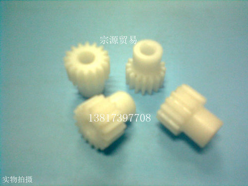 POM聚甲醛齿轮/赛钢齿轮/1模16齿外径18/齿厚10台阶10孔径6/件