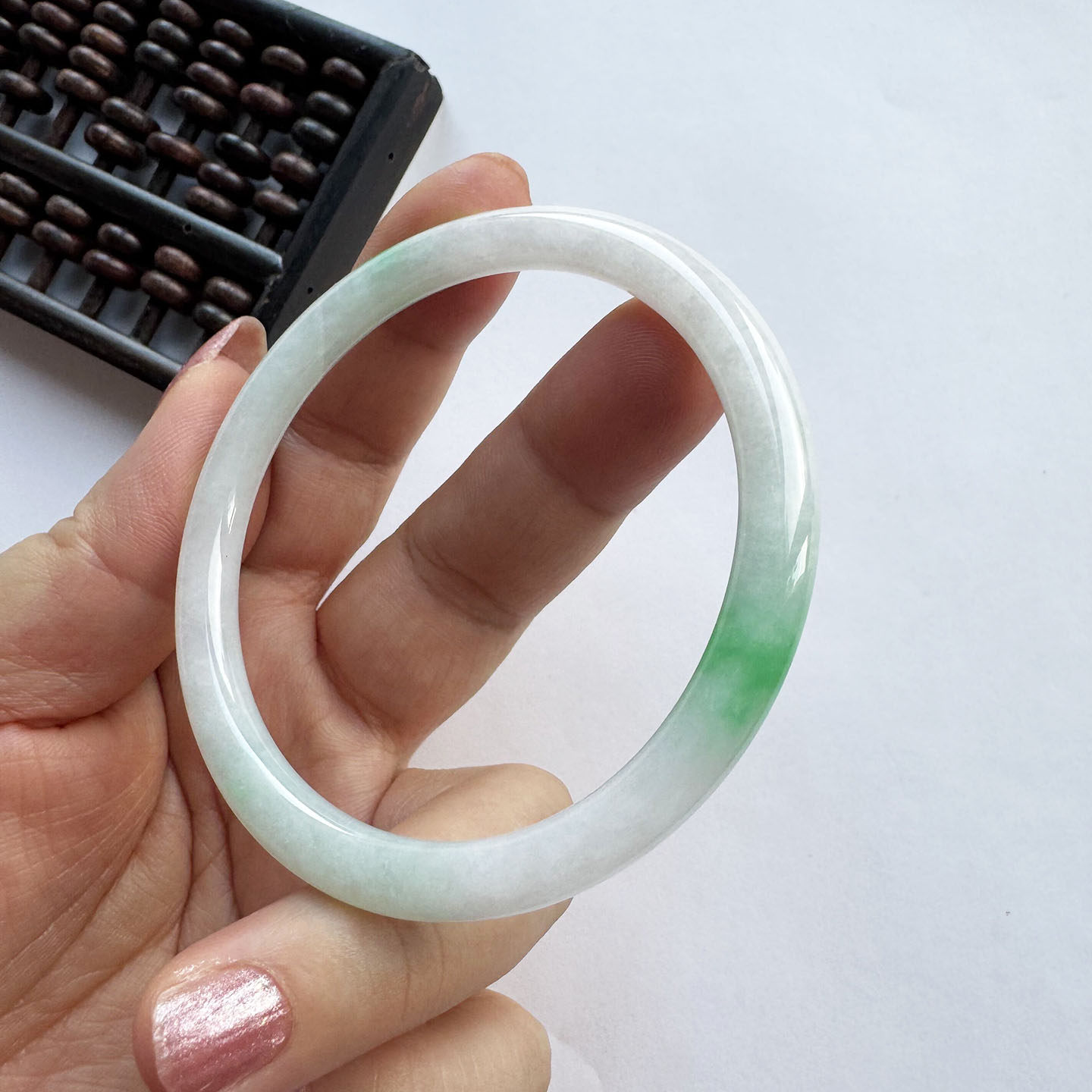 翡翠林珍贵阳绿飘花细圆条翡翠手镯56缅甸天然冰种玉镯辣绿叮当镯