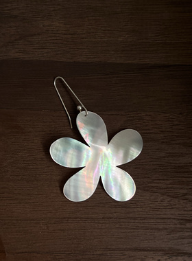 Hi Onion原创小众大尺寸白贝花朵耳环S925银耳钩夸张耳夹个性高级