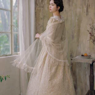 拾光裁缝 森系镂空艺术感油画田园花边流苏纯棉披肩 月纱