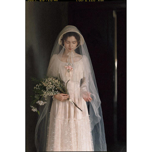 拾光裁缝 玛丽亚  法式复古vintage维多利亚蕾丝缎面轻婚纱连衣裙