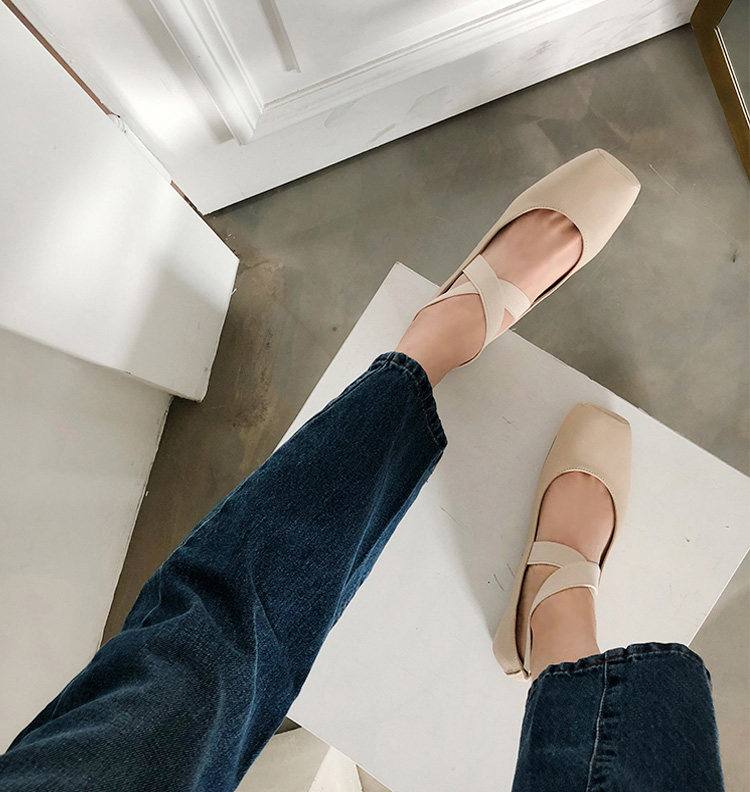 크로스 스트랩이 있는 한국 부드러운 가죽 스퀘어 토 발레 슈즈 여성용 다재다능한 복고풍 요정 메리 제인 플랫 슈즈