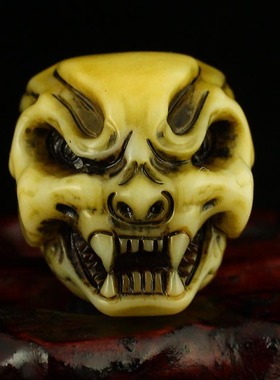 天然精雕把件新疆和田玉送证书