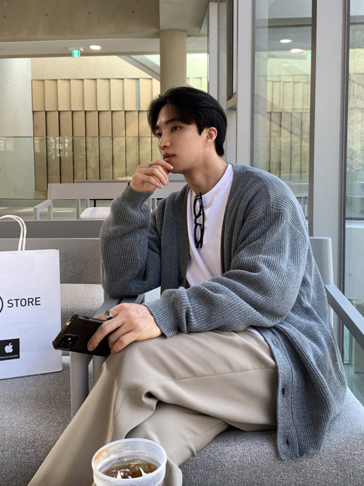 BISHE 봄 가디건 짧은 다목적 루즈 V 넥 하이 엔드 탑 캐주얼 한국식 남성용 울 니트 재킷