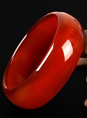 天然正品玉镯子巴西红玛瑙手镯女少女加宽版窄版红色旺夫真玉手镯