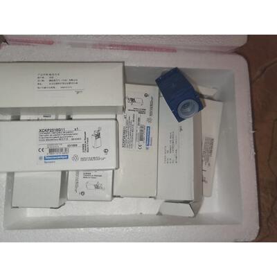 议价ZCP25限位开关XCKP2518G11，，低转让，