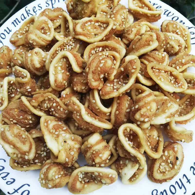 芝麻紫薯猫耳朵薄脆传统糕点儿时怀旧休闲膨化零食小吃散装500克