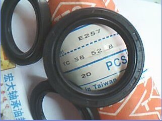 TC38*52*8E257TTO骨架油封