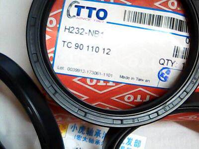 TC90*110*12H232TTO骨架油封