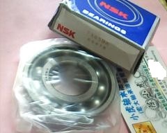 7305BW 7305B 25*62*17 NSK日本进口角接触球轴承内径25外62高17