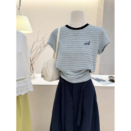 小哲 撞色条纹小狗印花圆领短袖T恤女夏季新款修身显瘦减龄上衣