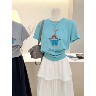 小哲 人物印花圆领短袖T恤女夏季休闲风宽松减龄舒适百搭上衣