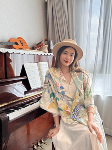 【瑶嘉】奇珍乐园真丝羊毛方巾双面异色手工卷边时尚披肩丝毛冬季