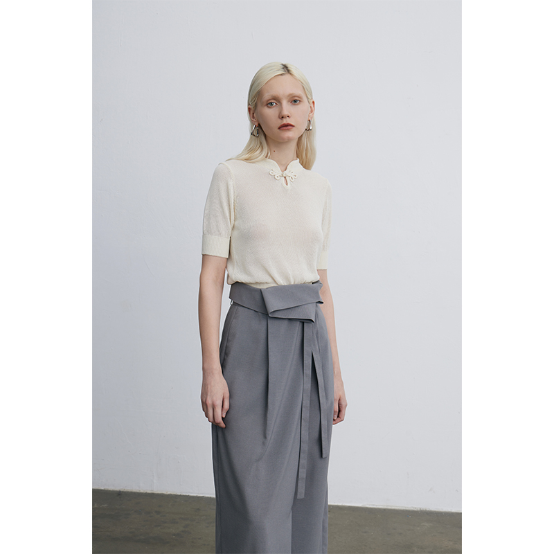 高弹棉锦盘扣立领套头短袖针织衫