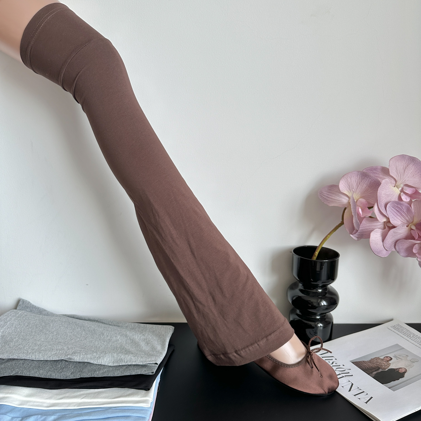咖啡色喇叭形过膝长筒美拉德袜套辣妹显瘦千禧Y2K阔腿护膝大腿套