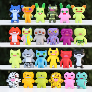 新品萌牙齿怪兽玩偶公仔丑萌娃娃盲盒手办模型创意车载桌面小摆件