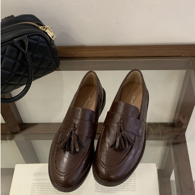 2026新款复古平底流苏一脚蹬乐福鞋女英伦风小皮鞋软底单鞋