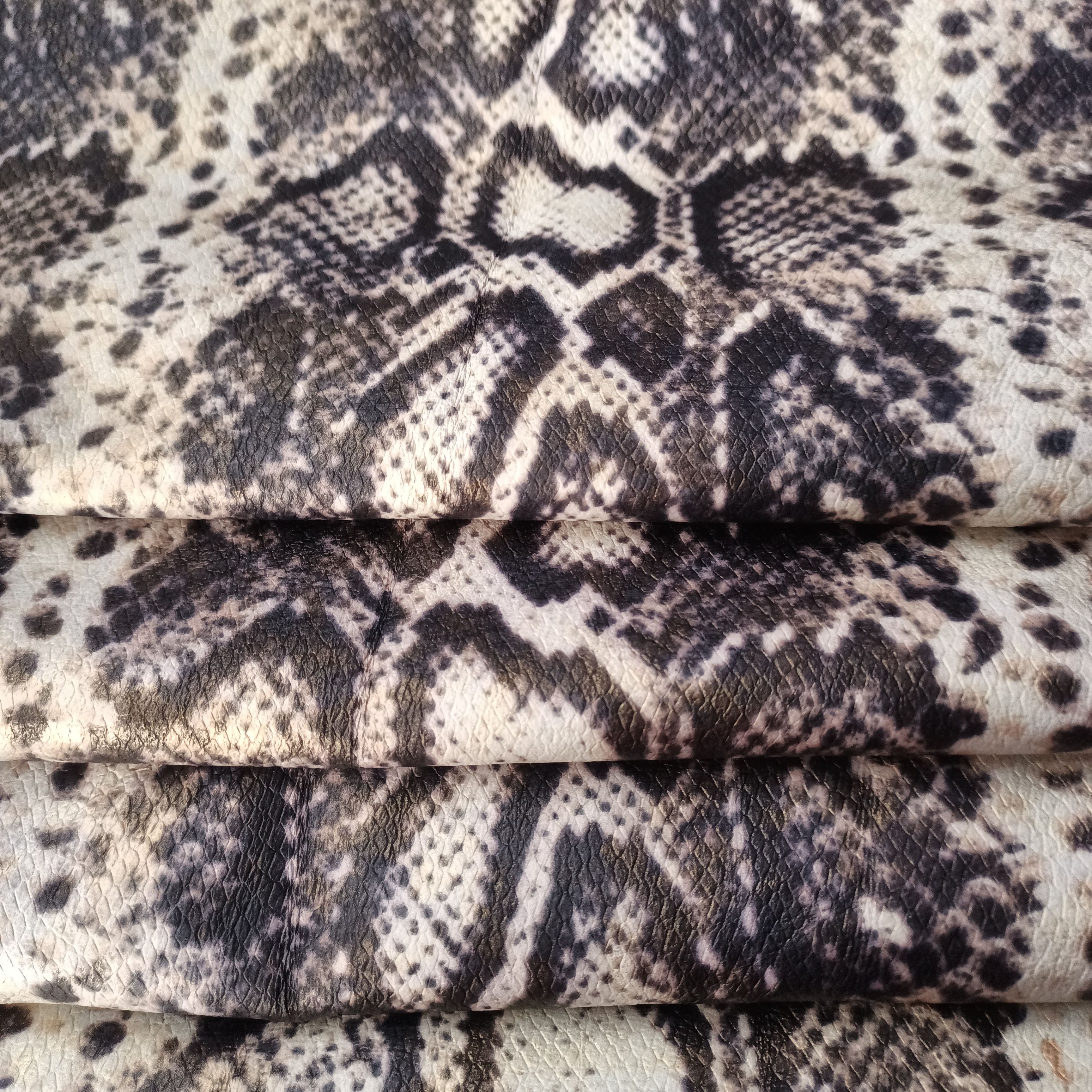 真皮皮料蛇皮纹胎牛皮头层蟒蛇纹超薄超软0.4-0.7毫米皮衣抱枕