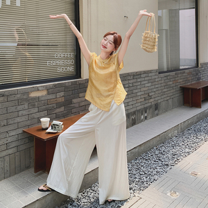 高级感新中式印花上衣套装女夏季新款温柔风白色薄款阔腿裤两件套图片