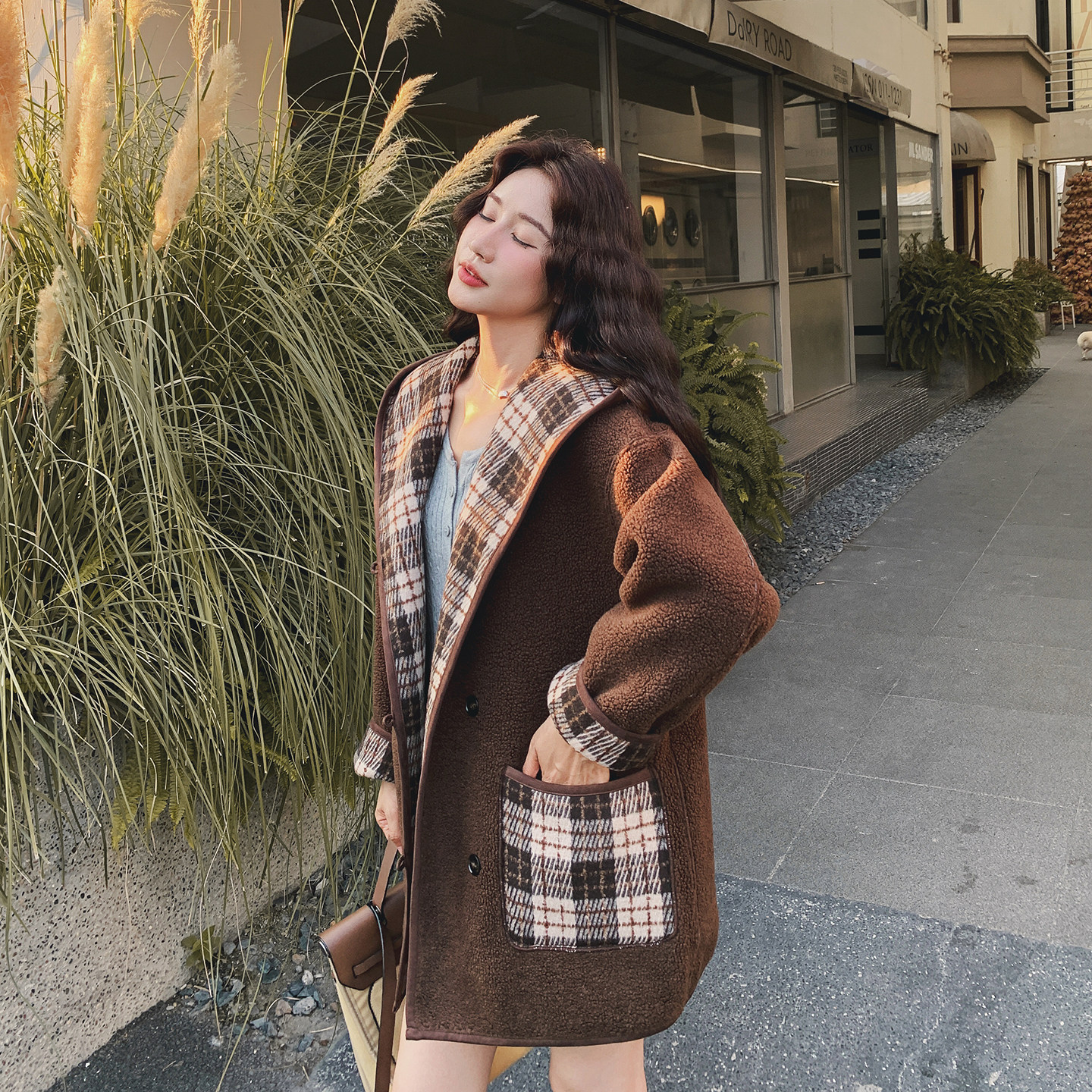 2C077-3037新款主推款皮毛一体两面穿外套P195K288，女装皮草，2C077