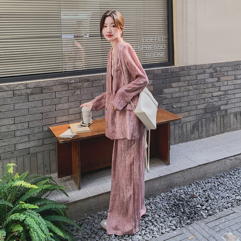 粉色高级感西装套装女秋季新款轻熟气质时尚西服外套阔腿裤两件套,女装套装/套裙,2C077