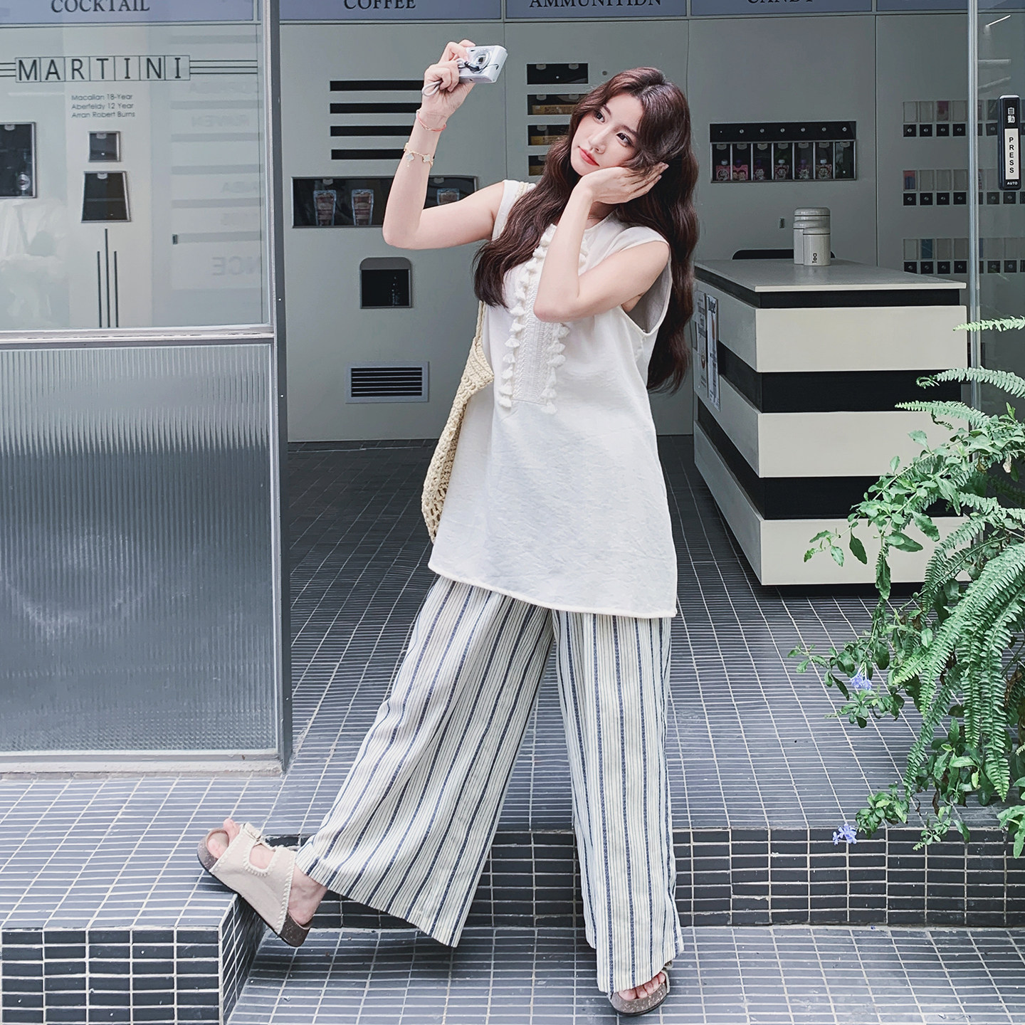 白色立体流苏无袖背心套装女2025夏新款宽松休闲条纹阔腿裤两件套,女装套装/套裙,2C077
