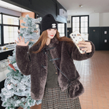甜酷风咖色毛茸茸短外套女冬季2025韩系小个子高级感皮毛一体外套，女装皮草，2C077