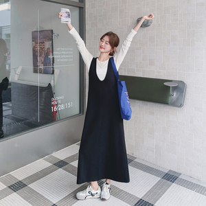气质淡人黑色背心裙长袖T恤套装女2025秋季简约时尚连衣裙两件套图片