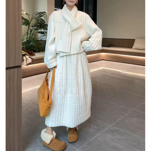 新款时尚设计宽松显瘦三件套装