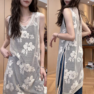 2026早春新款洋气无袖V领连衣裙女时尚百搭显瘦蕾丝设计感背心裙