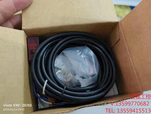 （宏强工控）奥托尼克斯编码器 E40S6-360-3-T-24 全新原包